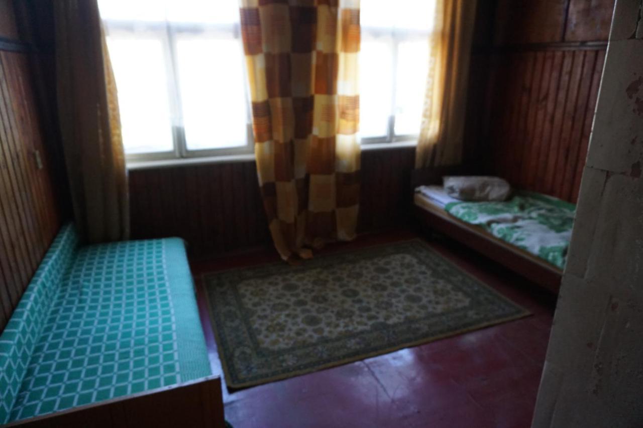 Pilskalnu Hostelis Kuldīga Exterior foto